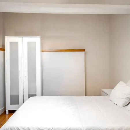 Charming With Ac And Loft On Ground Floor Lisboa