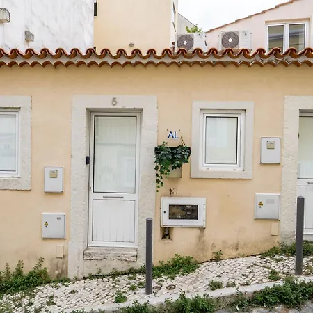 Loft In Graca With Ac On Ground Floor By Lisbeyond * リスボン