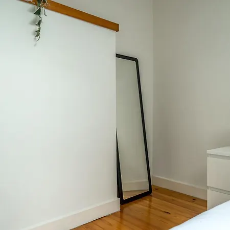 Loft In Graca With Ac On Ground Floor By Lisbeyond * ליסבון