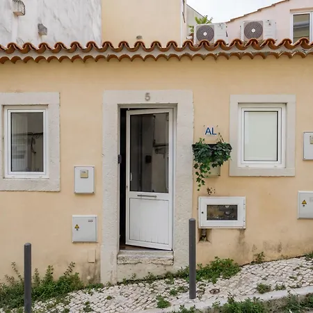 דירה Loft In Graca With Ac On Ground Floor By Lisbeyond